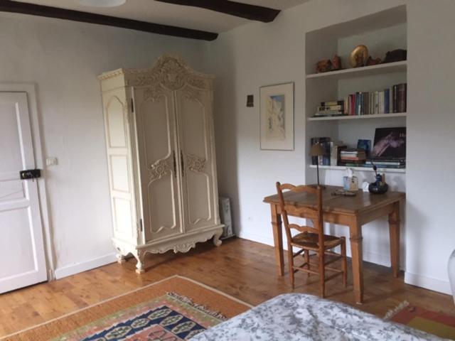 Le Couvent Bed & Breakfast Saint-Just-sur-Viaur Exterior photo